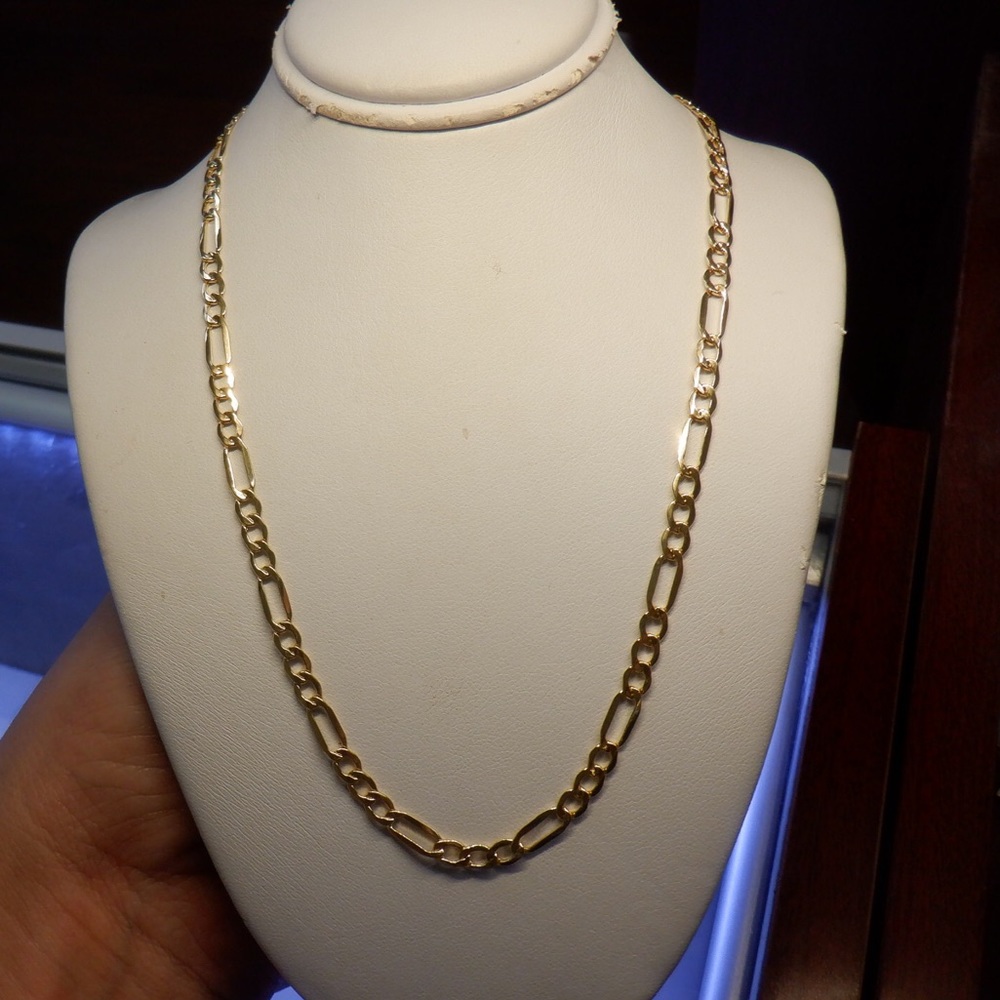 New 14k  gold Figaro chain